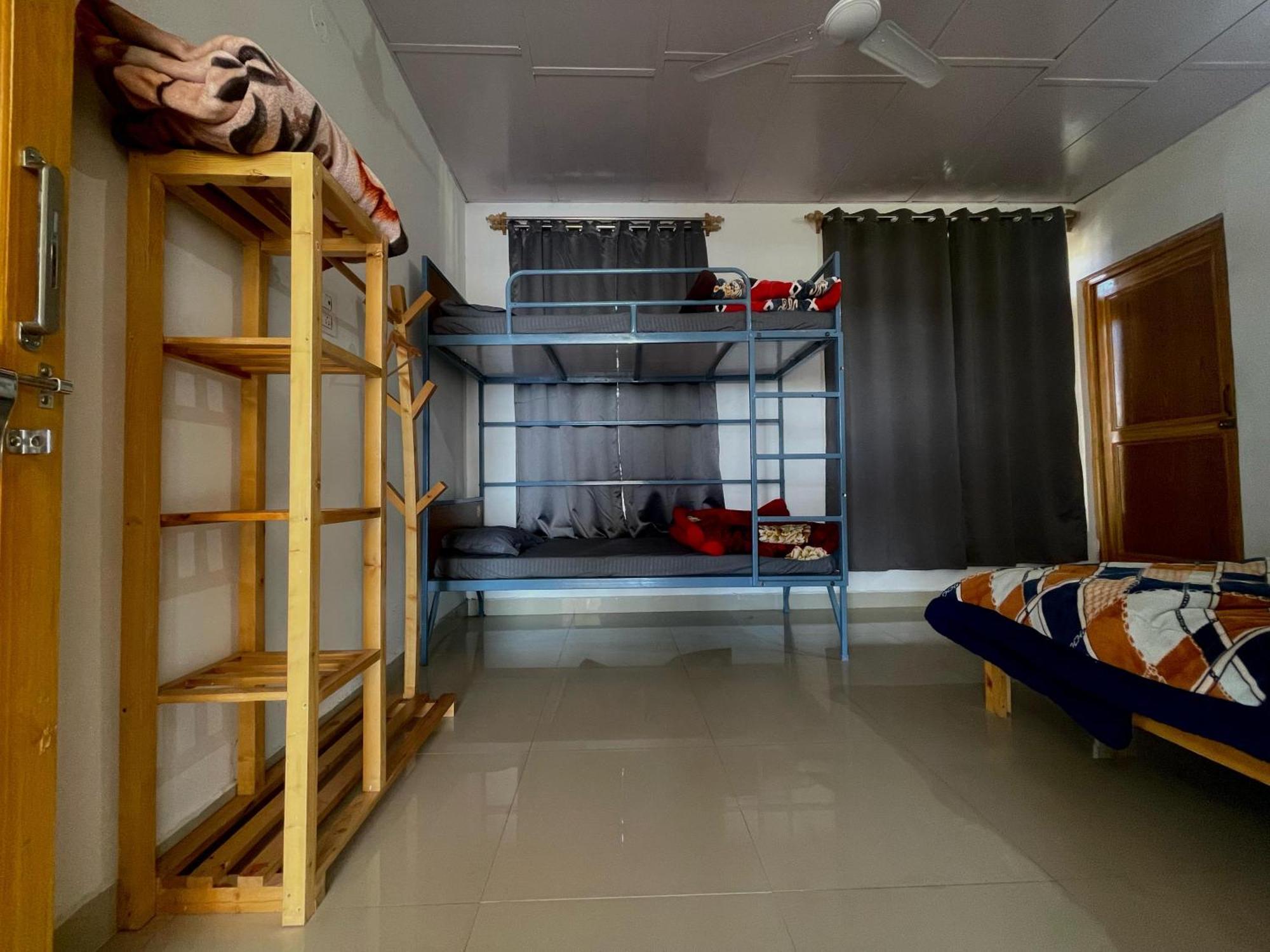 Bir Nest Hostel Exterior foto